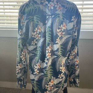 Tommy Bahama size small men’s long sleeved dress shirt. $15.00